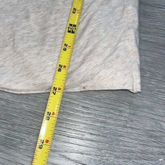 Lululemon Women’s 10 ? To Class Tee Heathered Dune Top Loose Shirt Yoga Workout - Picture 9 of 9